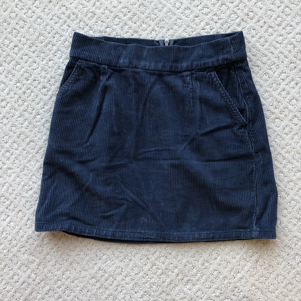 ☀️SOLD☀️ CORDUROY SKIRT